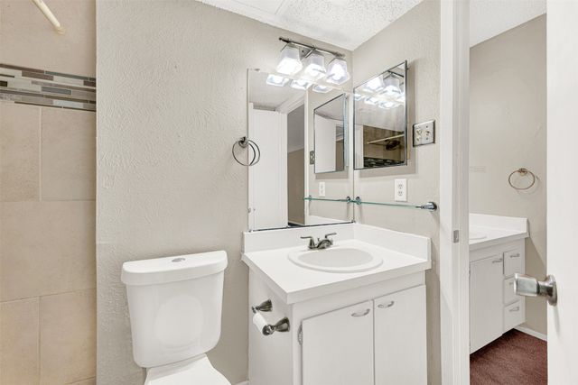 2655 Via Cordova, Carrollton, TX 75006