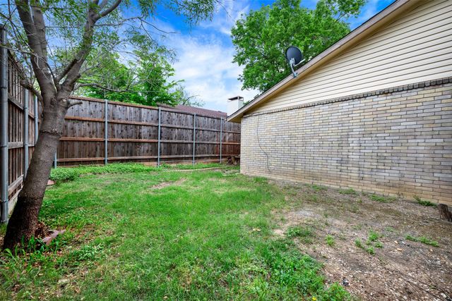 2655 Via Cordova, Carrollton, TX 75006