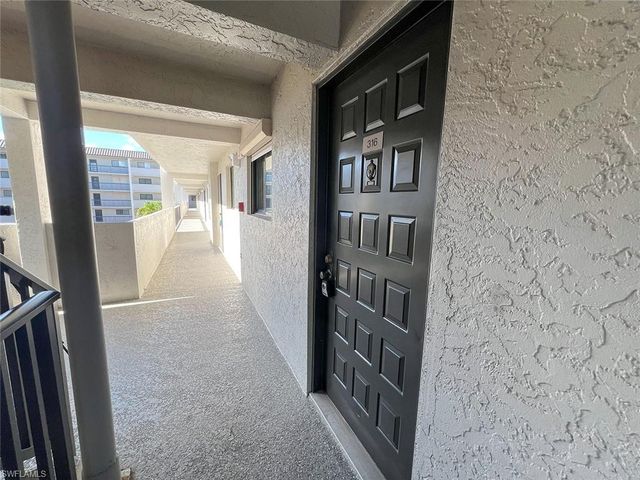 2121 Collier AVE # 316, Fort Myers, FL 33901