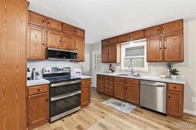 31857 Cedar Trail, Warrenton, MO 63383