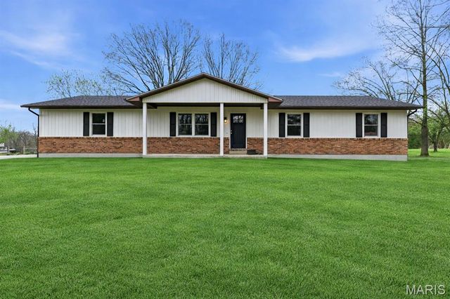 31857 Cedar Trail, Warrenton, MO 63383