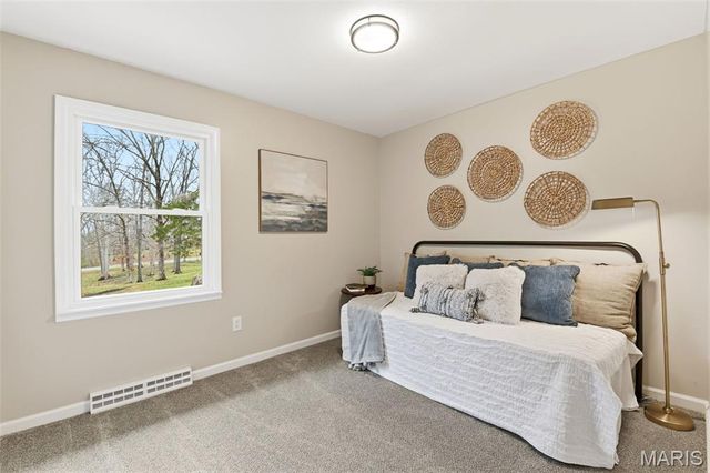 31857 Cedar Trail, Warrenton, MO 63383