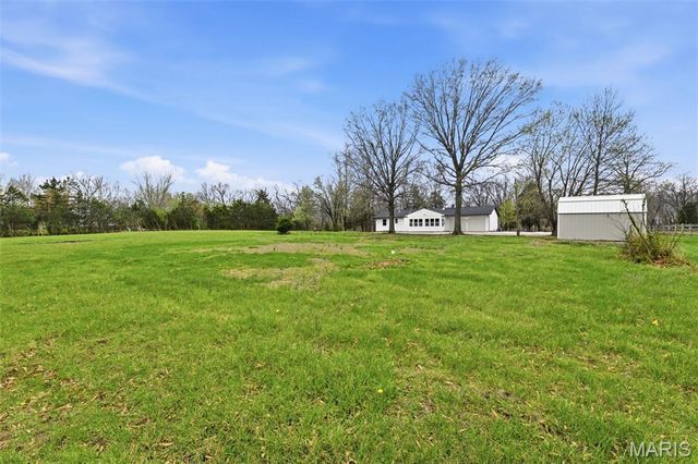 31857 Cedar Trail, Warrenton, MO 63383