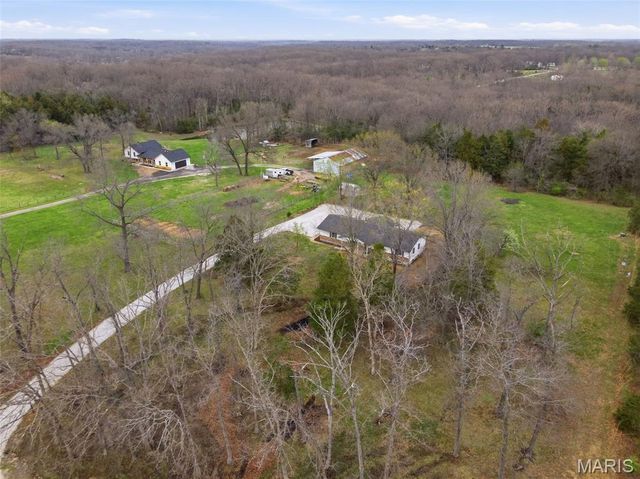 31857 Cedar Trail, Warrenton, MO 63383