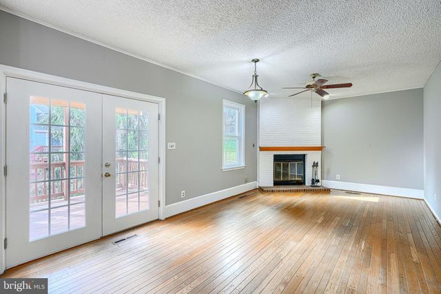 262 HUNTERS RIDGE RD, Lutherville Timonium, MD 21093