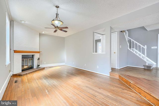 262 HUNTERS RIDGE RD, Lutherville Timonium, MD 21093