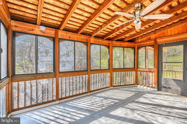 262 HUNTERS RIDGE RD, Lutherville Timonium, MD 21093