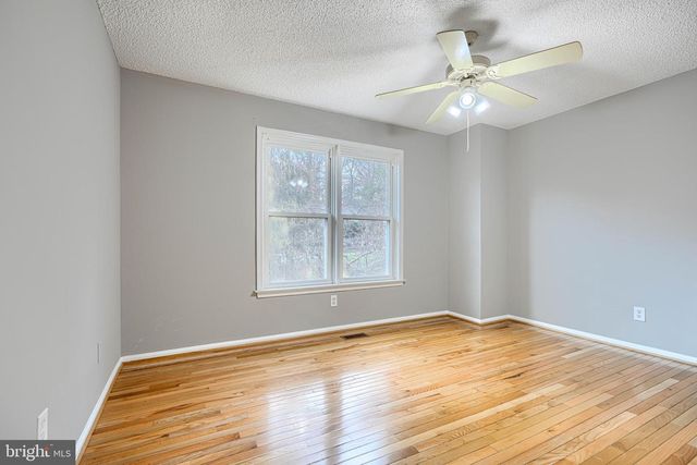 262 HUNTERS RIDGE RD, Lutherville Timonium, MD 21093