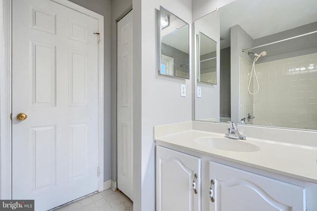 262 HUNTERS RIDGE RD, Lutherville Timonium, MD 21093