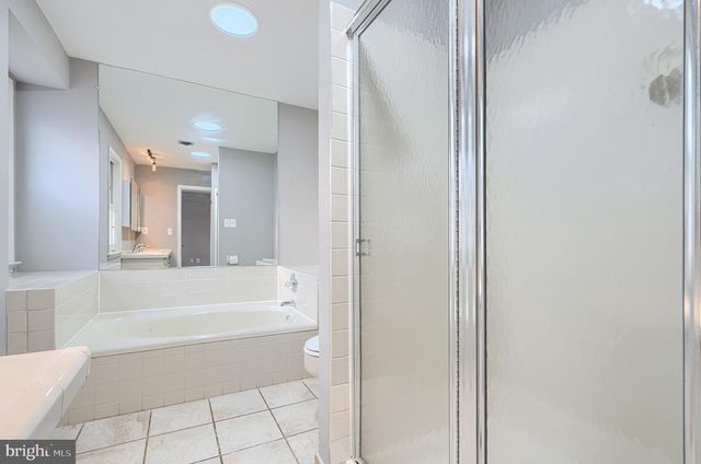 262 HUNTERS RIDGE RD, Lutherville Timonium, MD 21093