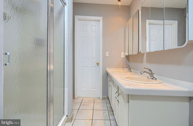 262 HUNTERS RIDGE RD, Lutherville Timonium, MD 21093