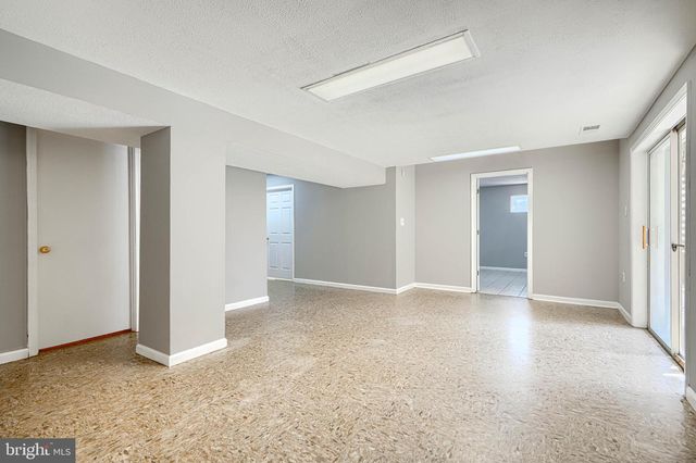 262 HUNTERS RIDGE RD, Lutherville Timonium, MD 21093