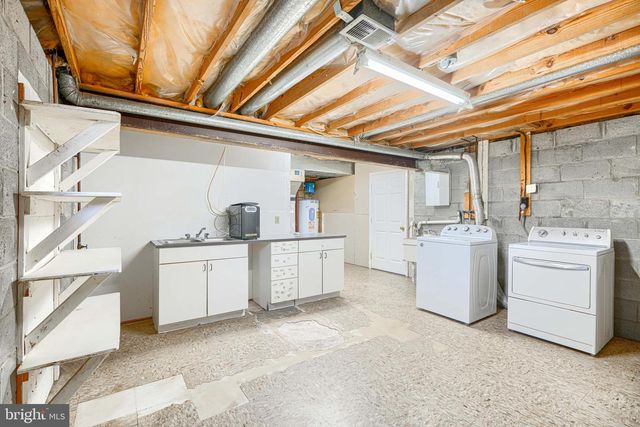 262 HUNTERS RIDGE RD, Lutherville Timonium, MD 21093