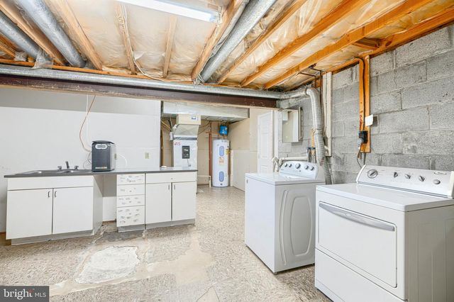 262 HUNTERS RIDGE RD, Lutherville Timonium, MD 21093