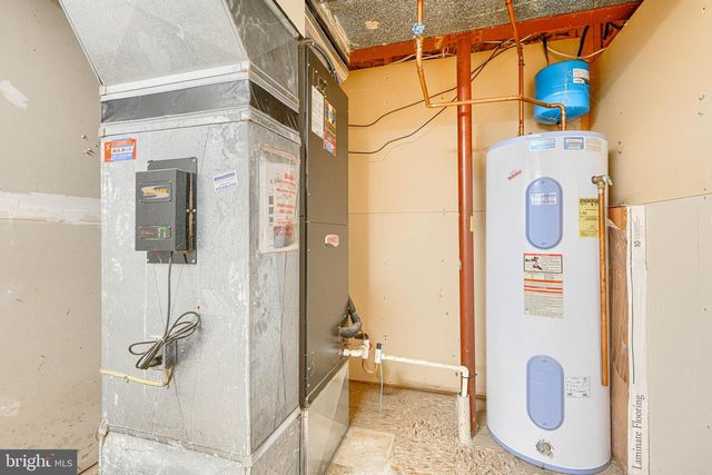 262 HUNTERS RIDGE RD, Lutherville Timonium, MD 21093