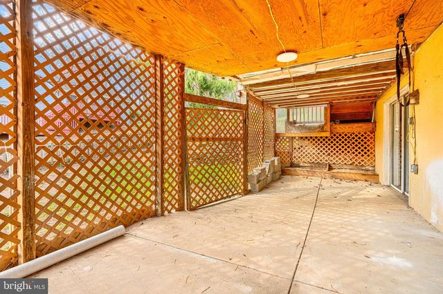 262 HUNTERS RIDGE RD, Lutherville Timonium, MD 21093