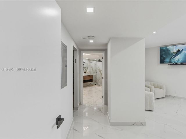 3000 Island Blvd 1501, Aventura, FL 33160