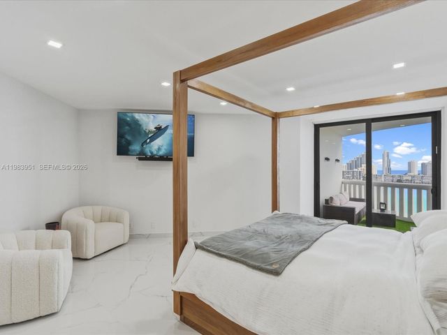 3000 Island Blvd 1501, Aventura, FL 33160