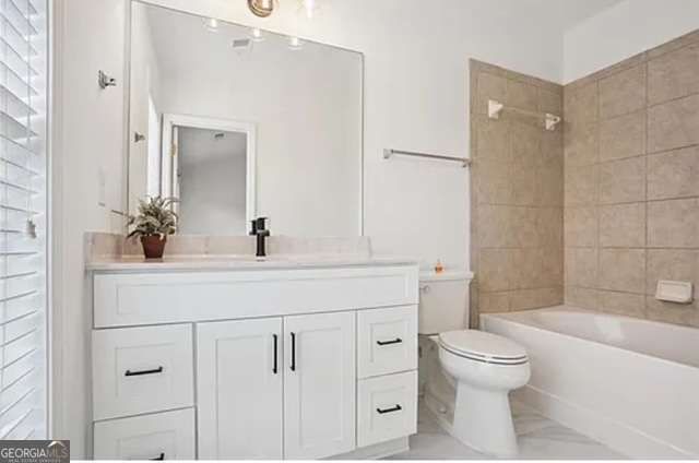 1386 Thornborough Drive, Alpharetta, GA 30004