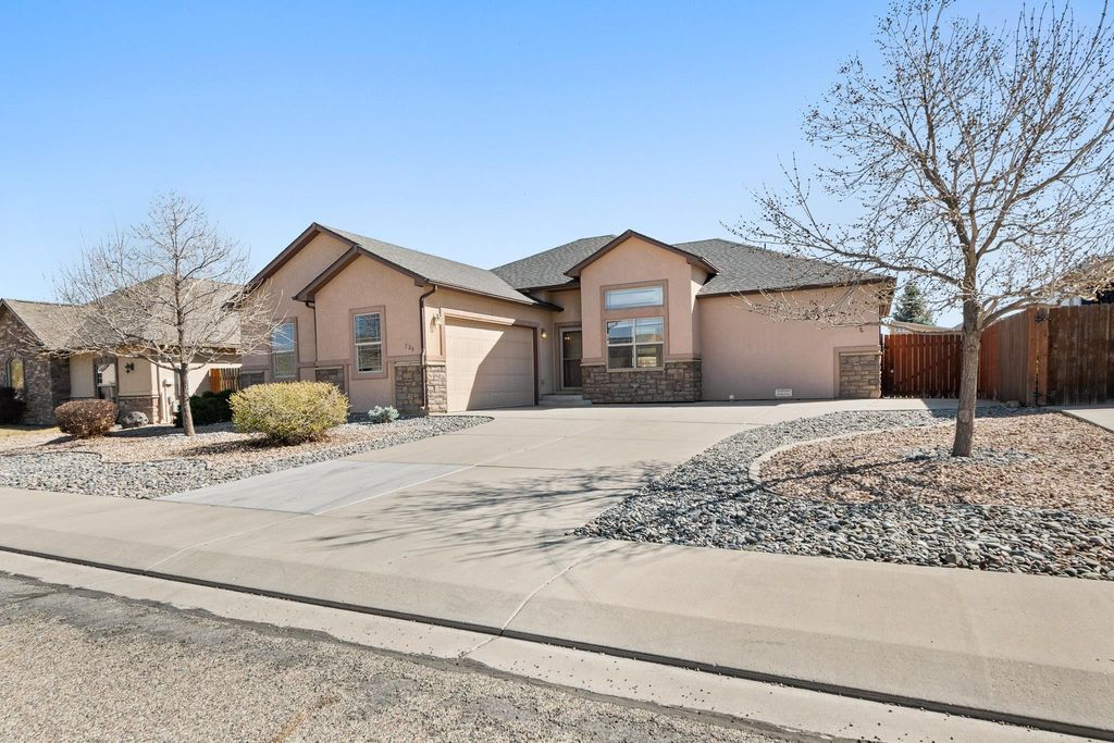 324 Arches Drive, Fruita, CO 81521