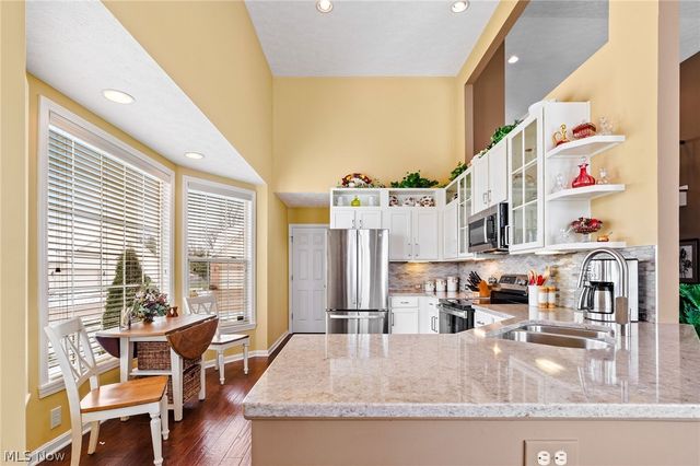5531 Hideaway Drive, Medina, OH 44256