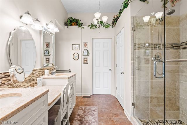 5531 Hideaway Drive, Medina, OH 44256