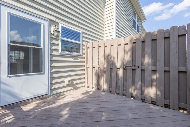 14 Prairie View Court, Durham, NC 27703