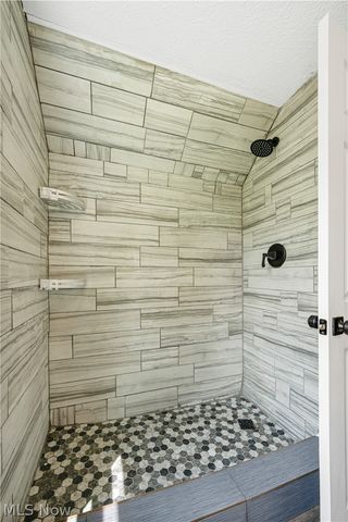 3454 Monticello Boulevard, Cleveland Heights, OH 44121