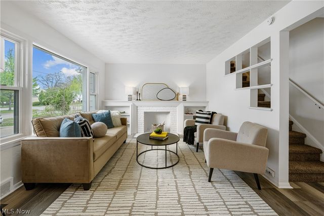 3454 Monticello Boulevard, Cleveland Heights, OH 44121