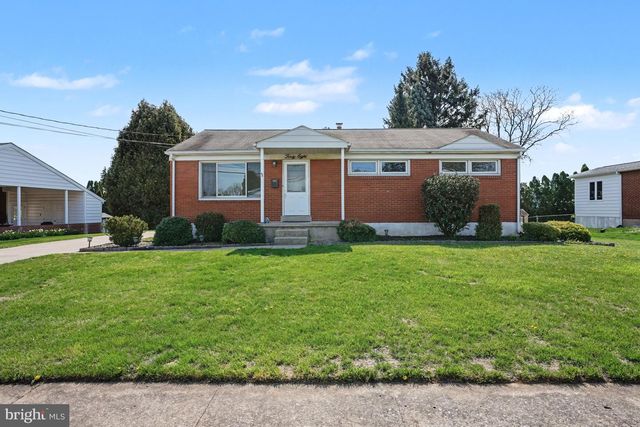 48 KENSINGTON DR, Camp Hill, PA 17011