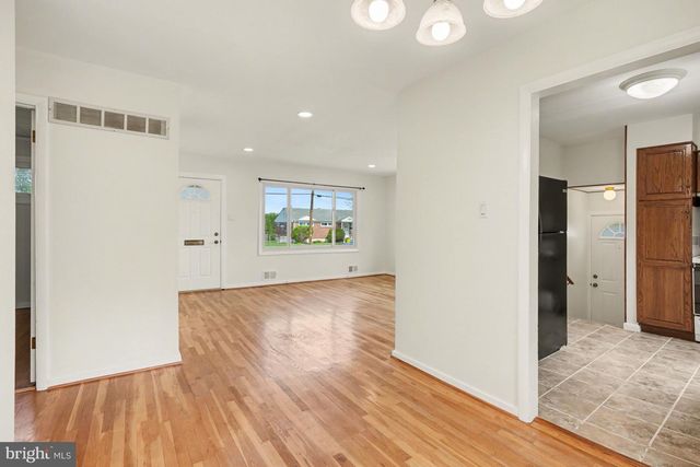 48 KENSINGTON DR, Camp Hill, PA 17011