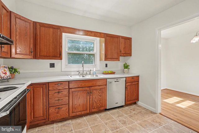 48 KENSINGTON DR, Camp Hill, PA 17011