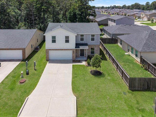 10030 Cerritos Drive, Conroe, TX 77306