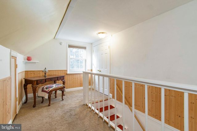 301 CENTRAL AVE, Hatboro, PA 19040