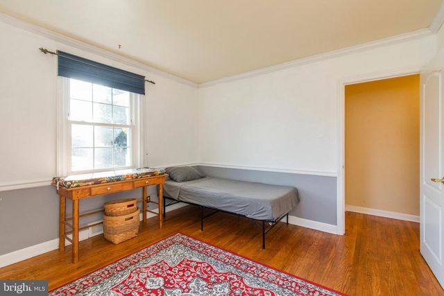 301 CENTRAL AVE, Hatboro, PA 19040