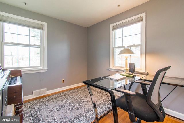 301 CENTRAL AVE, Hatboro, PA 19040