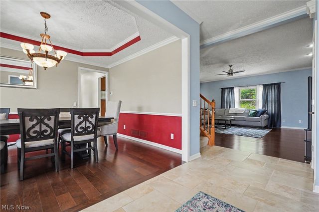 2541 Turf Paradise Drive, Stow, OH 44224