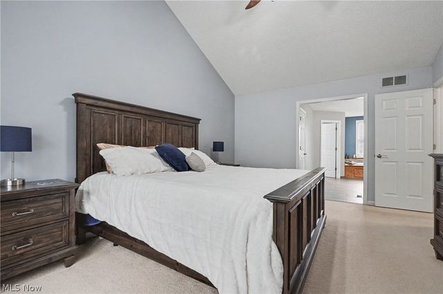 2541 Turf Paradise Drive, Stow, OH 44224