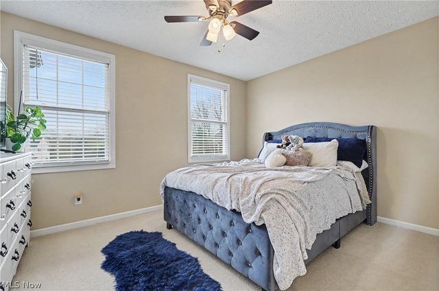 2541 Turf Paradise Drive, Stow, OH 44224