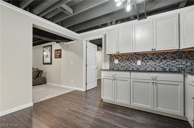 2541 Turf Paradise Drive, Stow, OH 44224