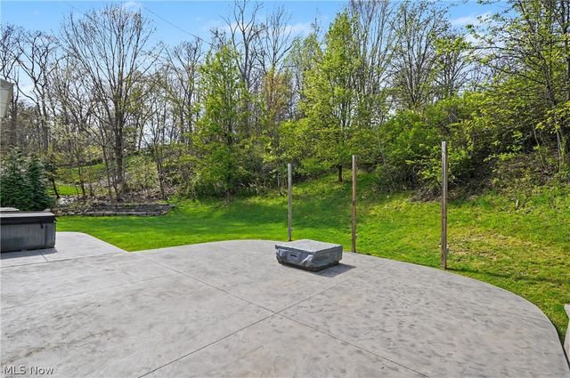 2541 Turf Paradise Drive, Stow, OH 44224