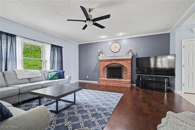 2541 Turf Paradise Drive, Stow, OH 44224
