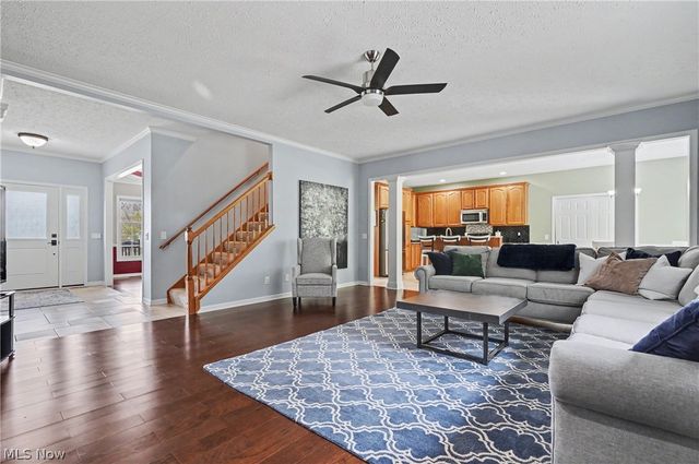 2541 Turf Paradise Drive, Stow, OH 44224