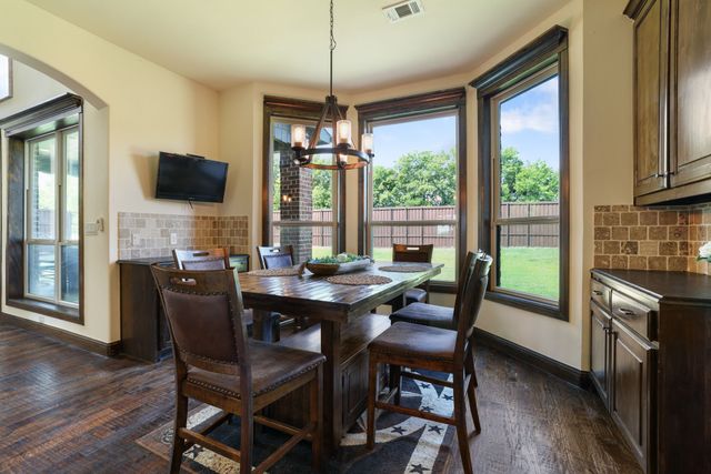 204 Tate Circle, Sherman, TX 75090