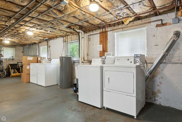 1648 East Avenue 2E, Berwyn, IL 60402