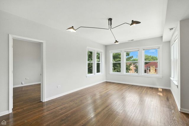 1648 East Avenue 2E, Berwyn, IL 60402