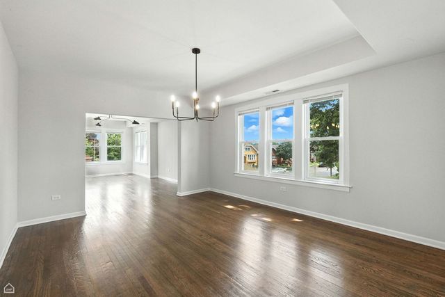 1648 East Avenue 2E, Berwyn, IL 60402