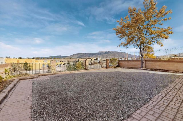 11835 Native Dancer Road SE, Albuquerque, NM 87123