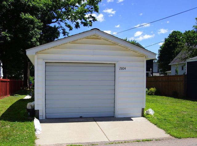 2804 37th Avenue S, Minneapolis, MN 55406