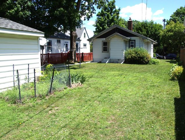2804 37th Avenue S, Minneapolis, MN 55406
